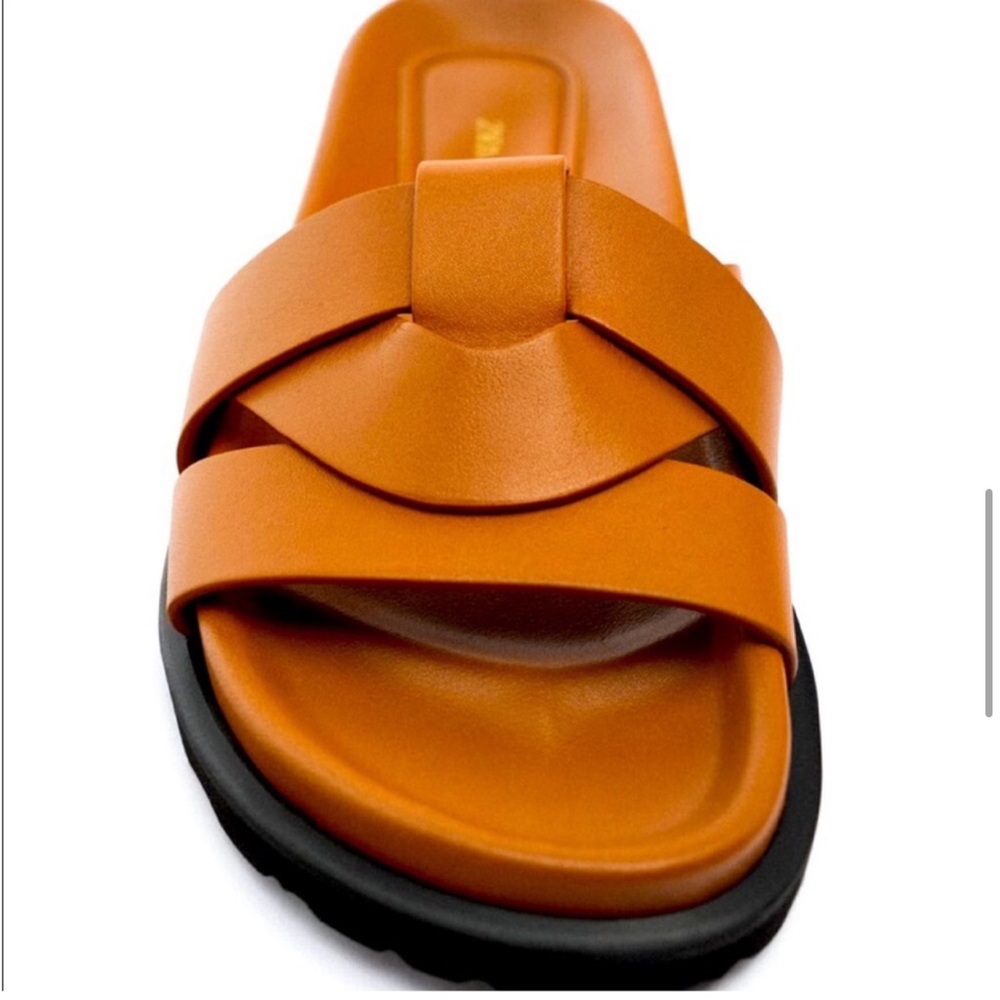 NWT ZARA LOW HEEL LEATHER SANDALS - Picture 6 of 9